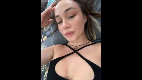 emili1_ @ bongacams on 20230827