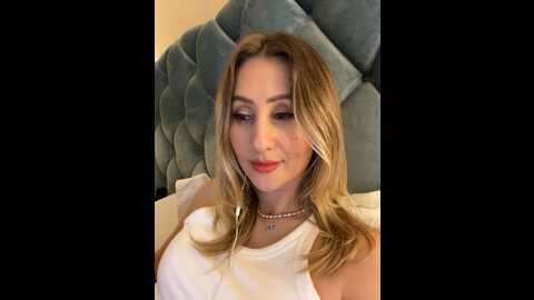 wowliliwow @ bongacams on 20230827