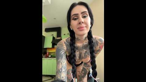 lina_moore69 @ bongacams on 20230828