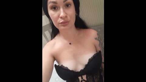 helena27002 @ bongacams on 20230829