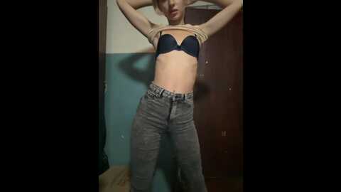 _molly_mae_ @ bongacams on 20230831