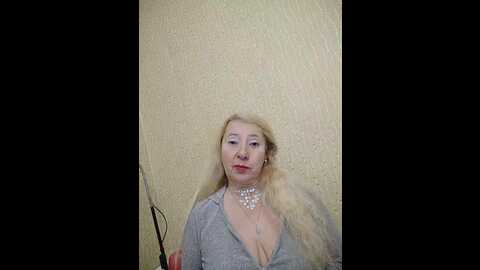 your_mila @ bongacams on 20230905