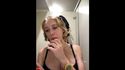 likachkaa @ bongacams on 20230909