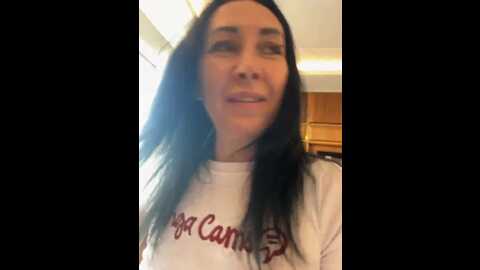 karolinamilf @ bongacams on 20230916