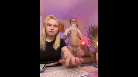 radiants_two @ bongacams on 20230924