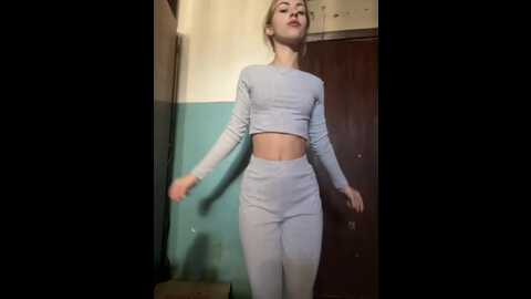 _molly_mae_ @ bongacams on 20230927