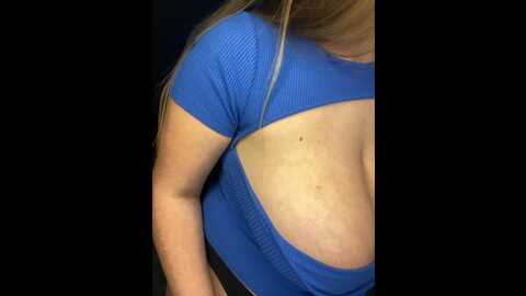 viki_tiki_tak @ bongacams on 20231007