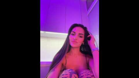 sweetkira25 @ bongacams on 20231009