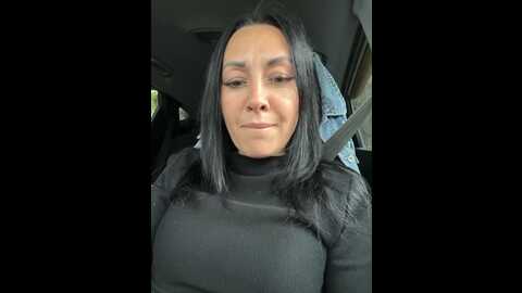 karolinamilf @ bongacams on 20231012