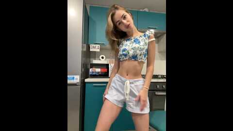 _molly_mae_ @ bongacams on 20231014