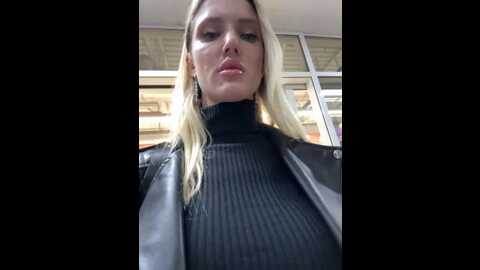 sexparaa @ bongacams on 20231021