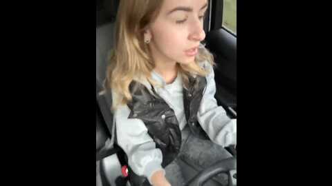 _molly_mae_ @ bongacams on 20231023