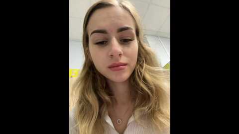 _molly_mae_ @ bongacams on 20231025