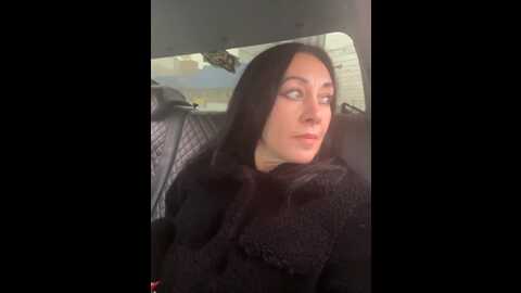 karolinamilf @ bongacams on 20231025