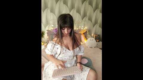 madina3 @ bongacams on 20231111