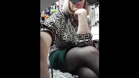 mery8poppins @ bongacams on 20231118