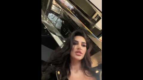 sweetkira25 @ bongacams on 20231118