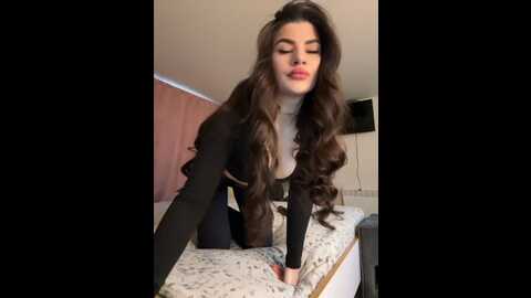 _maybebaby_ @ bongacams on 20231207