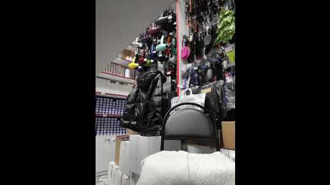 mery8poppins @ bongacams on 20231210