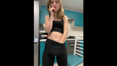 _molly_mae_ @ bongacams on 20240112