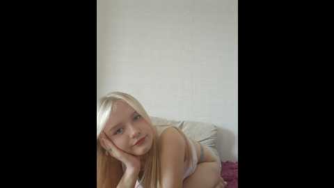 luna_com5777