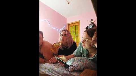 lateloverrr @ bongacams on 20241008