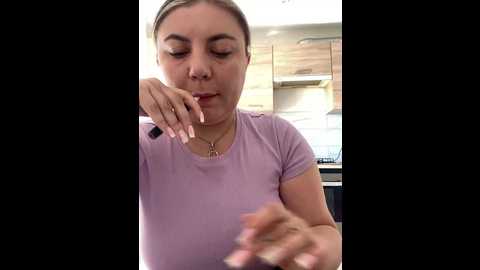 strawberry_1 @ bongacams on 20241008