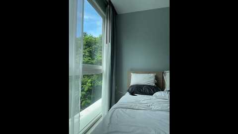 _alessandra @ bongacams on 20241009