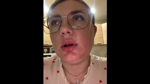 strawberry_1 @ bongacams on 20241011