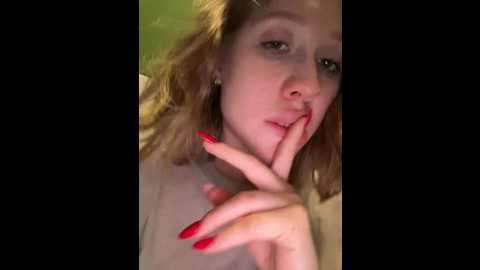 likachkaa @ bongacams on 20241105