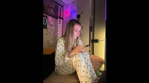 vik1one1 @ bongacams on 20241114