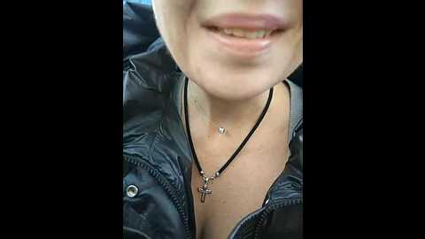 businka_25 @ bongacams on 20241119