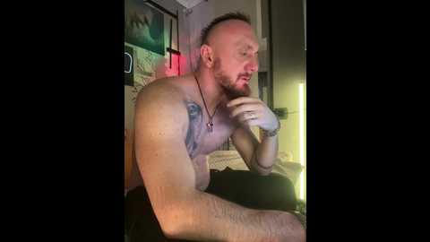 vik1one1 @ bongacams on 20241120