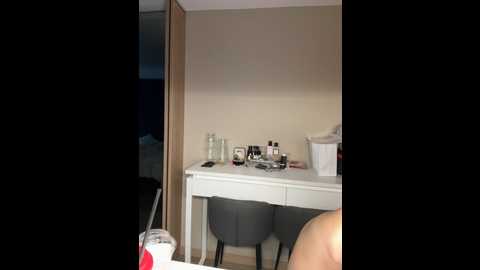 sweetpeach77 @ bongacams on 20241121