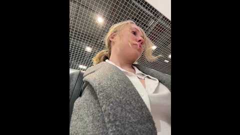 likachkaa @ bongacams on 20241204