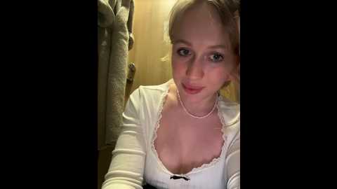 likachkaa @ bongacams on 20241205