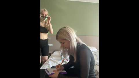 vibromashulkadashulka @ bongacams on 20250702