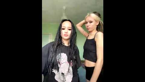 serotoninnn1 @ bongacams on 20250817