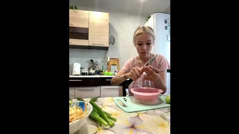 serotoninnn1 @ bongacams on 20250819