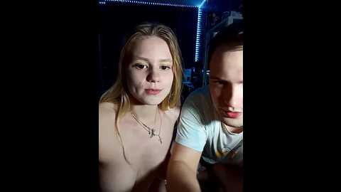 lois_alex