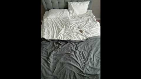 tati16 @ bongacams on 20250922