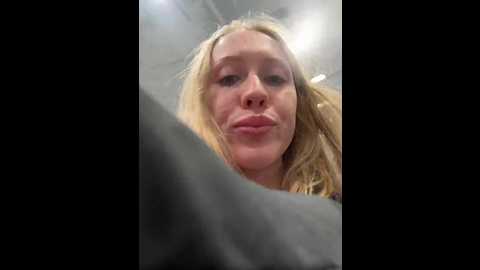 likachkaa @ bongacams on 20250928