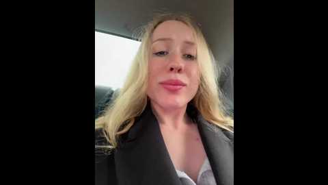 likachkaa @ bongacams on 20251005