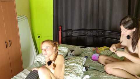 pinkys_slave