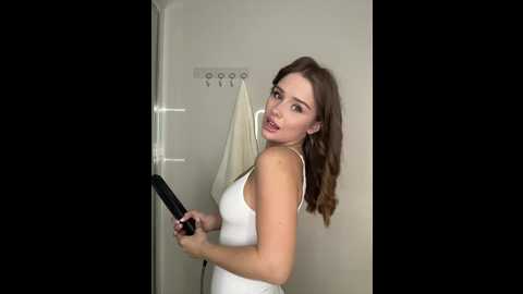 tati16 @ bongacams on 20251012