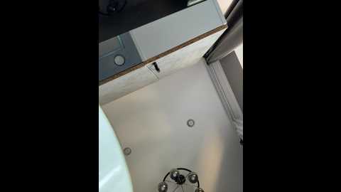 adel9 @ bongacams on 20251015