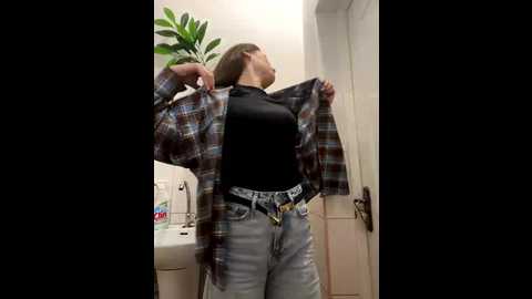 selenaa @ bongacams on 20251015