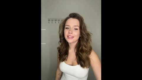 tati16 @ bongacams on 20251015