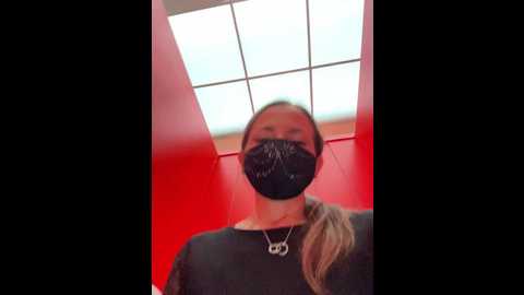 redaura @ bongacams on 20251018