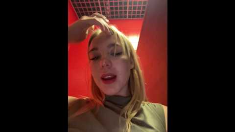 maksisisia @ bongacams on 20251019